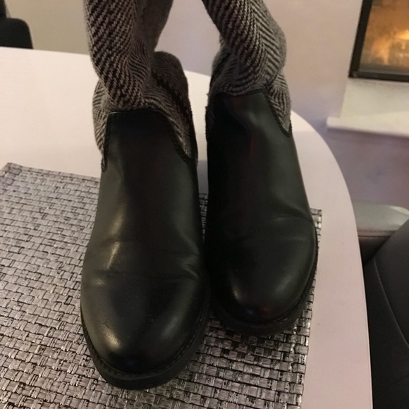 Boots - Picture 4 of 4